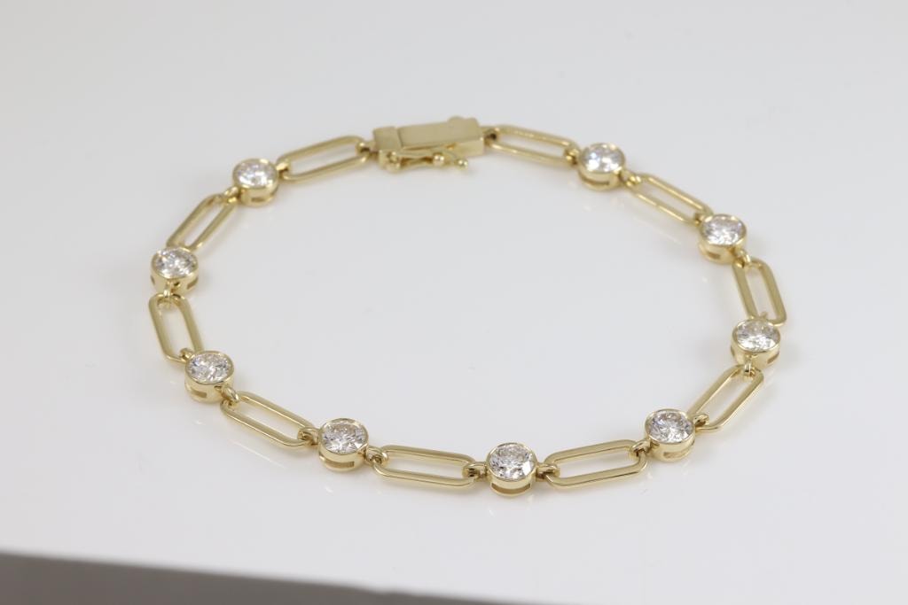 Premier Diamond Link Bezel Bracelet